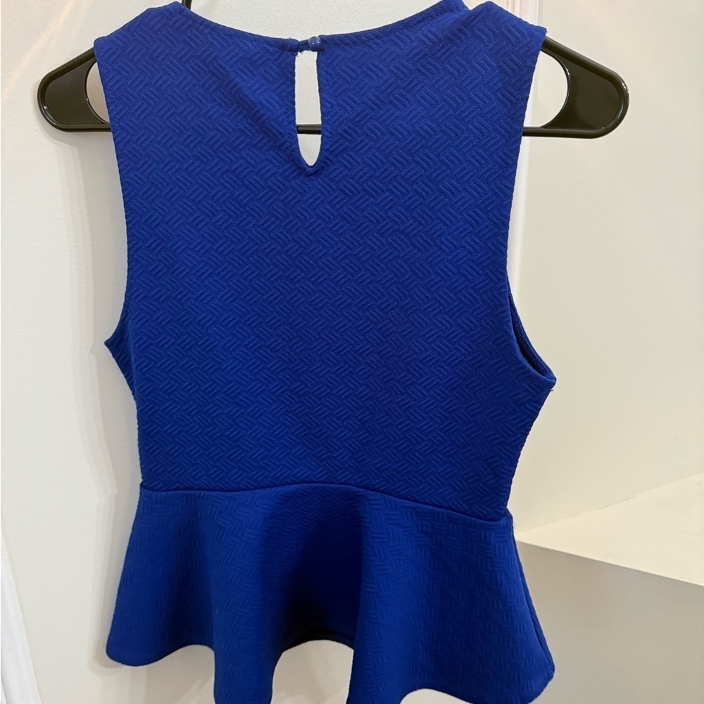 Forever 21 Royal Blue Textured Tank Top - Picture 3 of 3